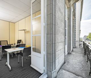Bureau privé 14 m² 2 postes Location bureau Rue du Guesclin Nantes 44000 - photo 1